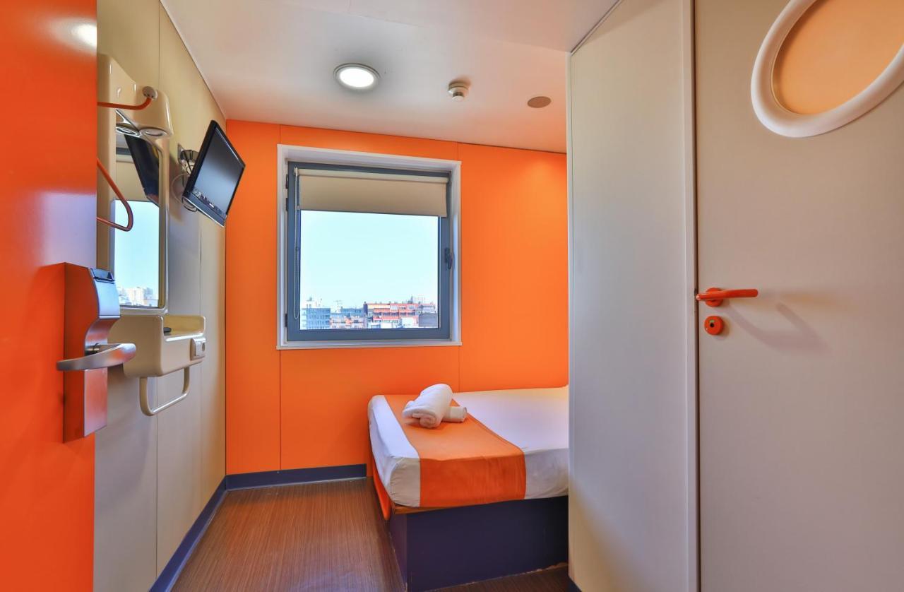 Easyhotel Sofia Exterior foto