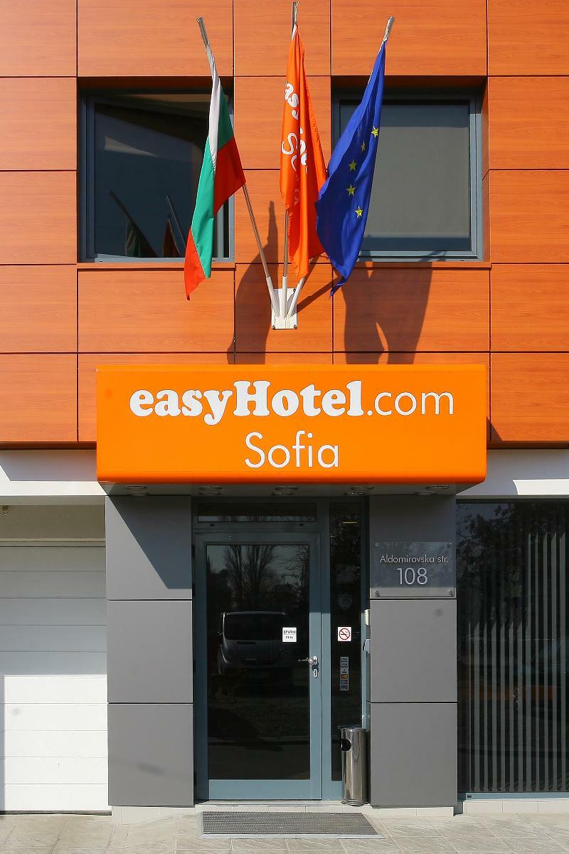 Easyhotel Sofia Exterior foto